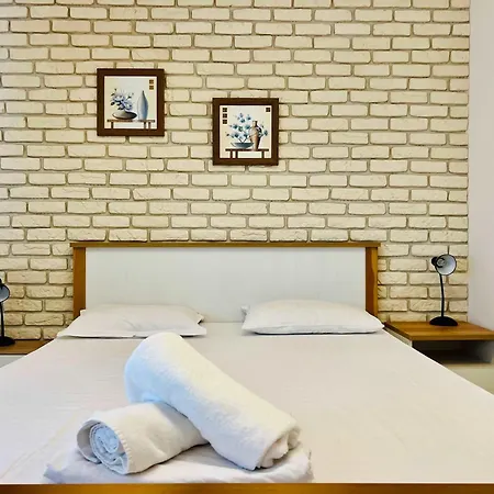 Joy Republicii 25 Apartman Temesvár