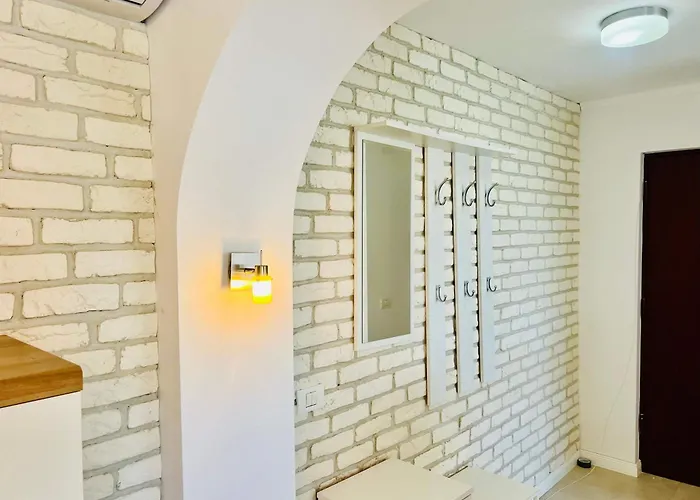 Apartment Joy Republicii 25 *