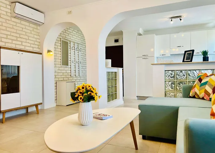 Apartment Joy Republicii 25