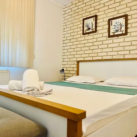 Joy Republicii 25 * Temešvár